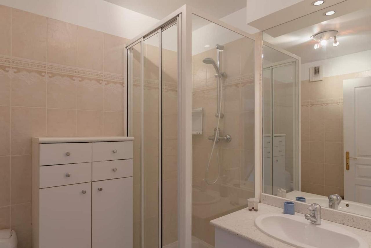 Beaudelaire Center Residence Paris Bagian luar foto
